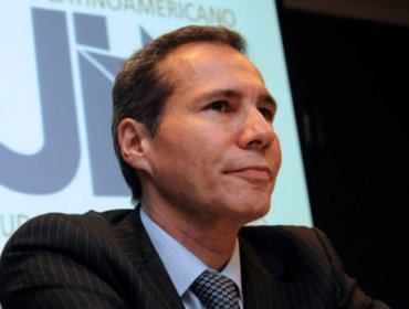 Caso Amia: Fiscal Nisman pensó en pedir la detención de Cristina Fernández en un comienzo