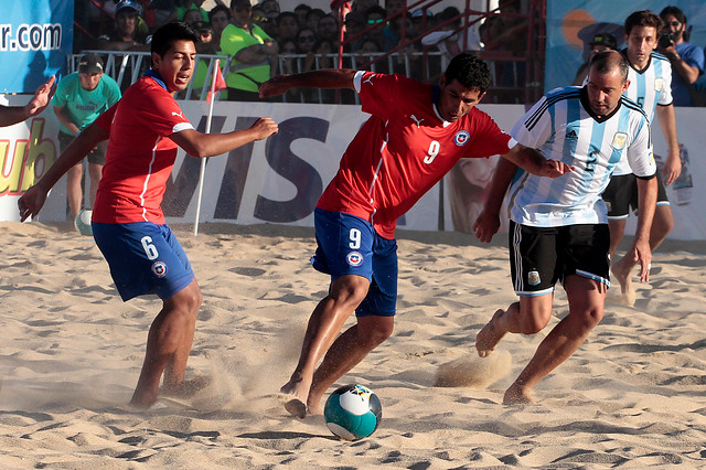 Fútbol Playa: Chile cayó en tiempo extra ante Paraguay en Copa Sudamericana