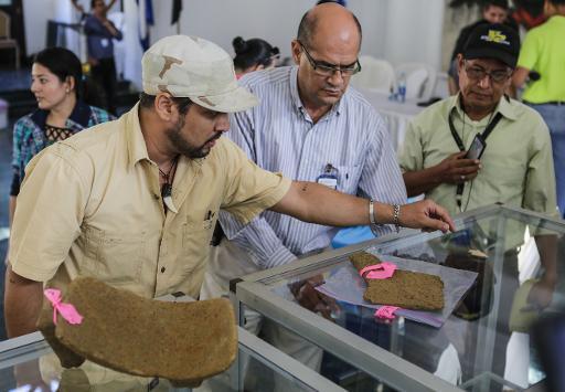 Entregan 15.000 piezas precolombinas encontradas en ruta del Canal Nicaragua