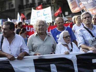 Marchan en Buenos Aires para reclamar esclarecimiento del caso Nisman