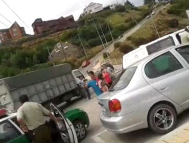 Video: Carabineros detiene a vendedora ambulante y deja a su hija en plena calle