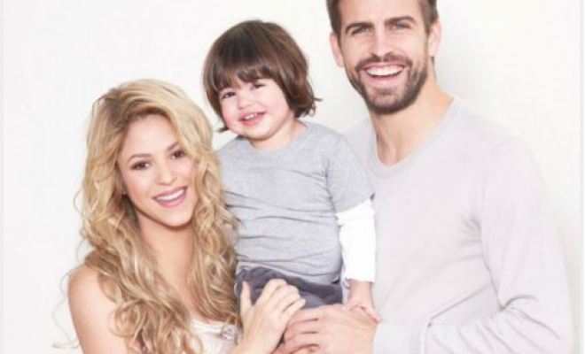 Shakira publica otra foto de Sasha y esta vez con Piqué