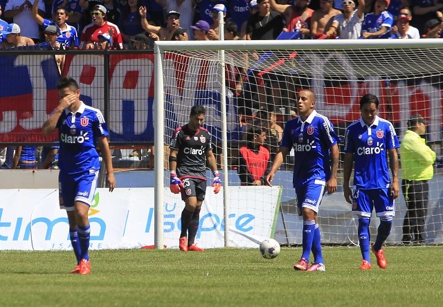 Universidad de Chile rescata empate ante Huachipato pero se aleja de la punta