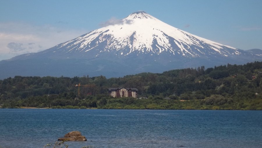 Alerta Amarilla en volcán Villarrica por actividad sísmica no habitual