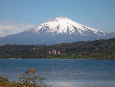 Alerta Amarilla en volcán Villarrica por actividad sísmica no habitual