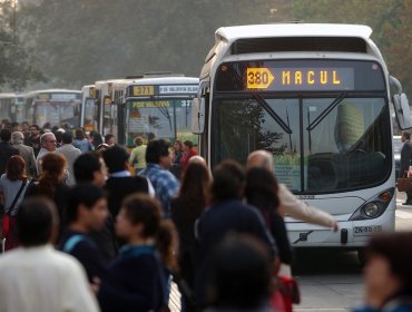 A ocho años de su implementación, Ministro de transportes anuncia medidas para el Transantiago