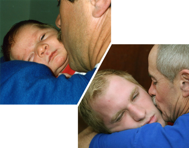 Tres hermanos sorprendieron a su madre al recrear adorables fotos de su infancia