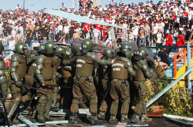 Hincha condenado por Ley de Violencia en los Estadios ahora fue detenido en el clásico Coquimbo-La Serena