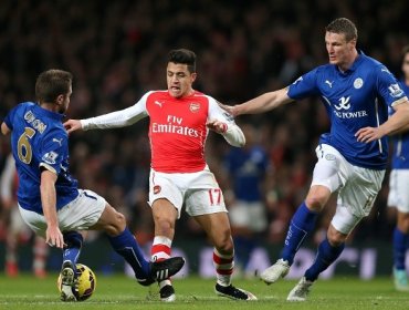 Alexis Sánchez retornó en sufrida victoria de Arsenal sobre Leicester