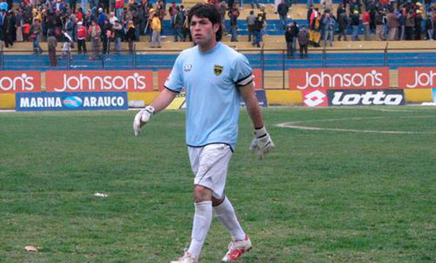 Ex arquero de la selección chilena es formalizado por robo