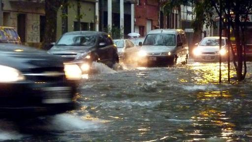 Inundaciones en centro de Argentina dejan 5 muertos y 4 desaparecidos