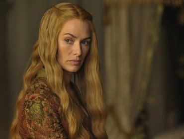 Actriz de Game of Thrones confirma embarazo por medio de comunicado