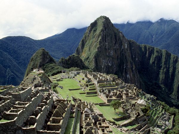 Trabajador de Machu Picchu muere tras caer a precipicio de 35 metros