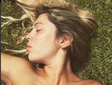 Daniela Aránguiz publica fotos completamente desnuda en Instagram