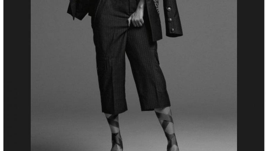 Rihanna posó como una sexy gatubela desnuda para revista AnOther