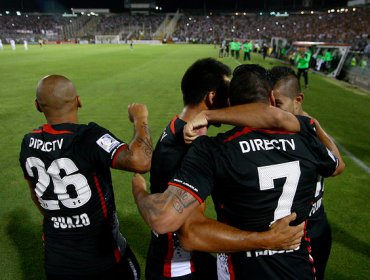 Plantel de Colo Colo valoró alto nivel pero prefiere ir "paso a paso"