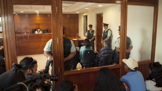 En libertad quedaron los dos peruanos detenidos en Visviri: no están vinculados a los asesinatos de carabineros
