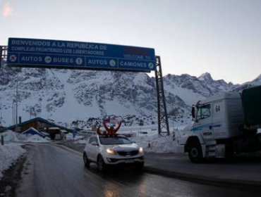 Reabren paso Los Libertadores tras fuerte nevazón