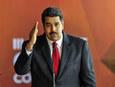 Maduro afirma que está derrotando golpe apoyado por Estados Unidos