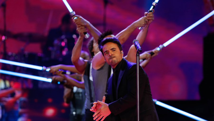 Luis Fonsi en Viña 2015 en Imágenes