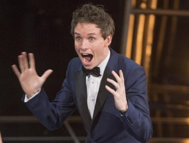 El ganador del Oscar Eddie Redmayne sorprende como transexual en su nueva película