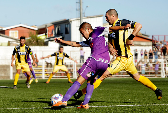 Primera B: Deportes Concepción vuelve al triunfo ante Coquimbo Unido