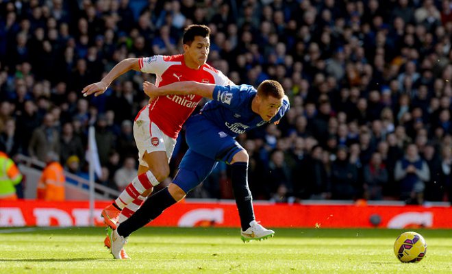 Arsenal gana a Everton y confirma repunte en Inglaterra: Sánchez apenas regular