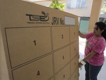 Autoridades salvadoreñas garantizan elecciones limpias pese a dificultades