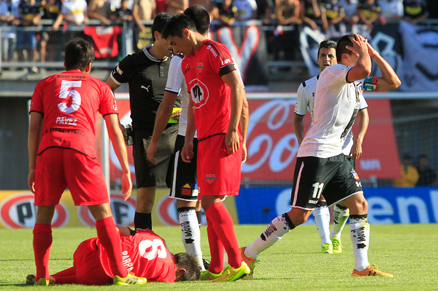 Tribunal de Disciplina borra una amarilla a Fierro y reaparece ante Universidad de Chile