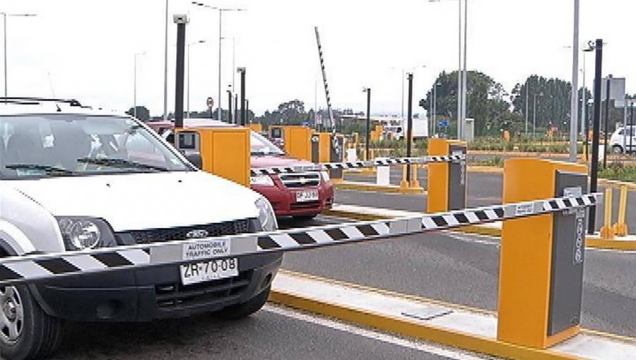 Aprueban proyecto que dejaría gratis las primeras 2 horas de estacionamiento en el Mall