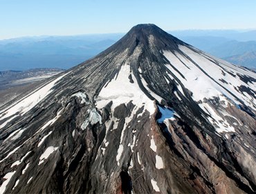 Ministro de Agricultura, Carlos Furche, por erupción en volcán Villarrica: “No ha causado hasta ahora ningún daño”