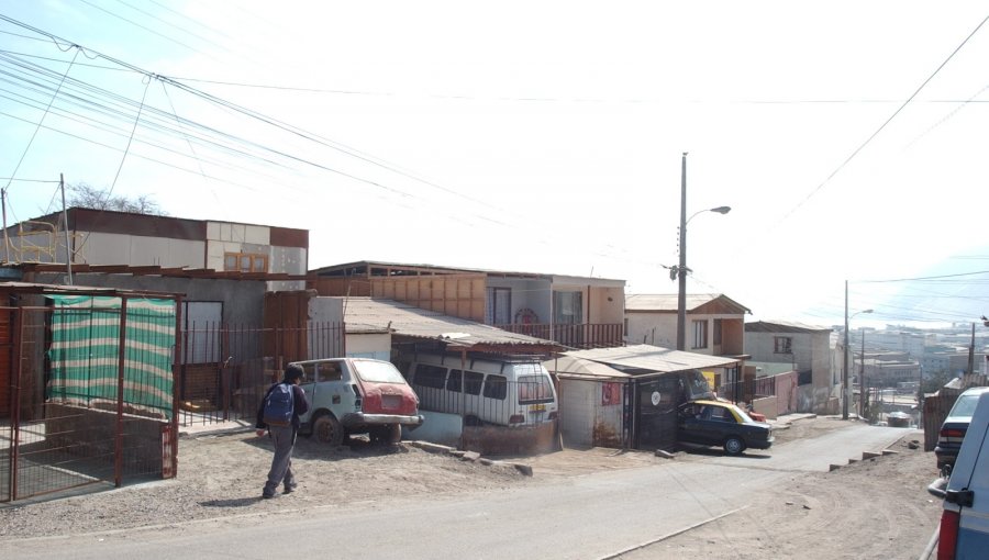 Iquique: detienen a hombre que golpeó y quemó con agua caliente a su pareja