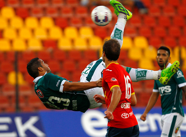 Unión Española empata con Santiago Wanderers en los últimos minutos de encuentro