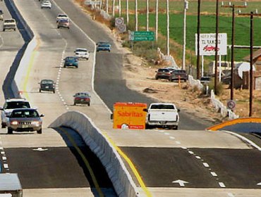 Comisión de Obras Públicas del Senado aumenta regulaciones para la publicidad en carreteras