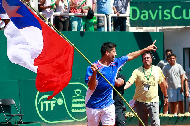 Chile derrota a Perú y espera rival para la siguiente ronda