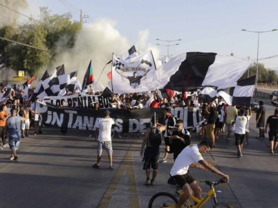 Se intensifican las protestas en La Pintana por posible construcción del estadio de la “U”