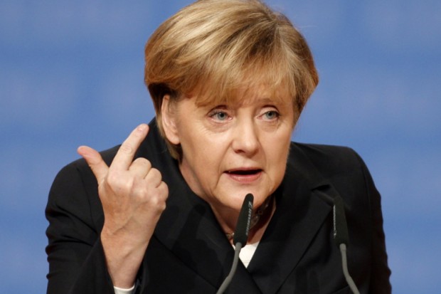 Merkel llega a Japón para preparar Cumbre G-7 en junio