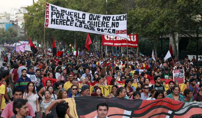 Marcha en Nueva York recuerda las deudas pendientes para la igualdad de sexos