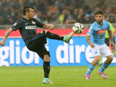 Inter y Gary Medel rescatan emotivo empate ante Nápoli