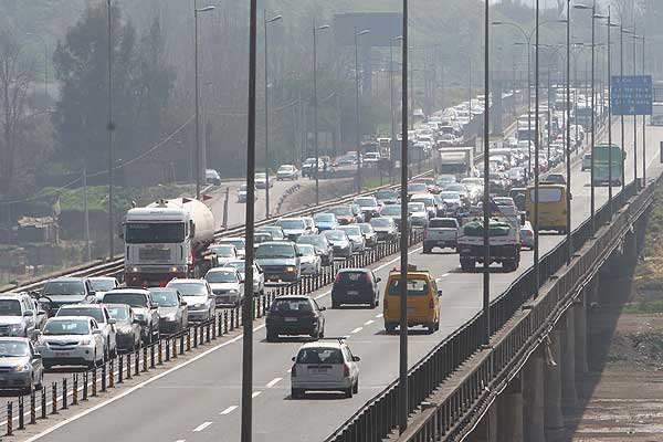 Este lunes y martes habrá desvíos por reparaciones en Puente Maipo en Ruta 5 Sur