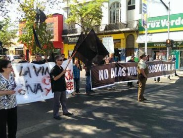 Comerciantes de Av. Matta protestan por eliminación de estacionamientos para facilitar vías exclusivas del Transantiago