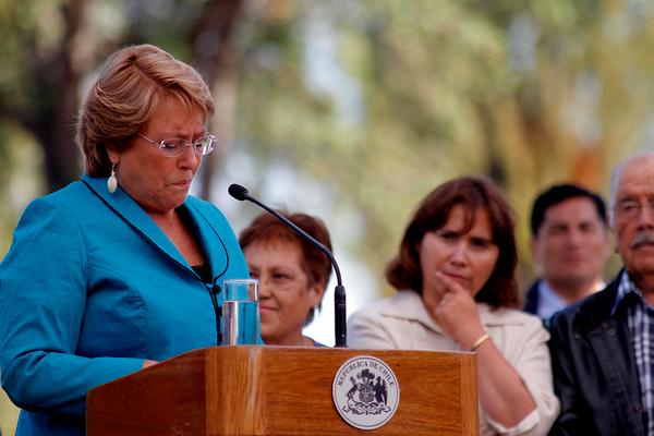 Estudio de fundación Ciudadano Inteligente arroja que Bachelet sólo ha cumplido el 16% de sus promesas
