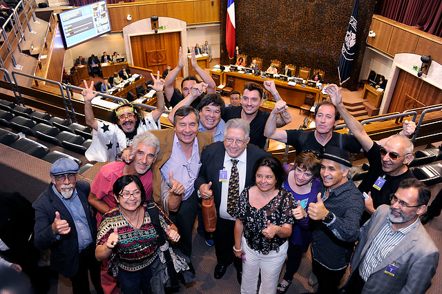 Senado aprobó mínimo de 20% de música chilena en radios y proyecto quedó listo para ser ley