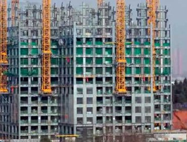 Constructora china logra edificar un rascacielos de 57 pisos en 19 días