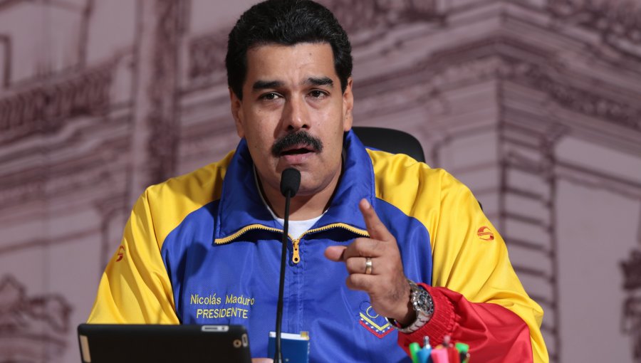 Asamblea Nacional otorga poderes especiales a Maduro tras "amenaza" de EE.UU.