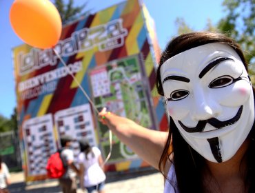 El hip hop gamberro y combativo de Molotov pone fuego al Lollapalooza
