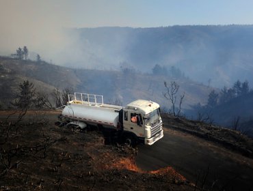 Gobierno anuncia querella contra responsables del último incendio en Valparaíso