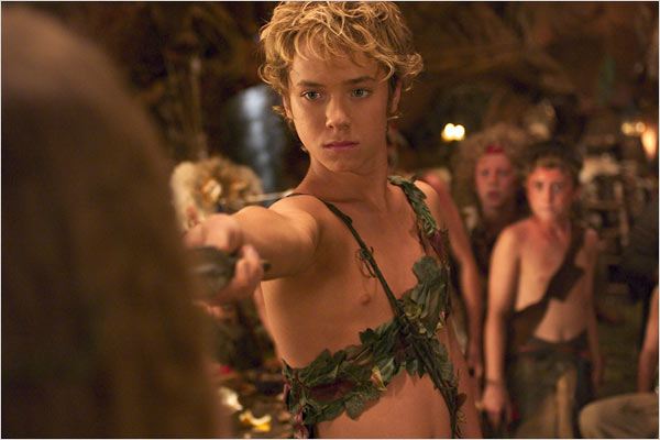La impresionante transformación del niño que interpretó a Peter Pan