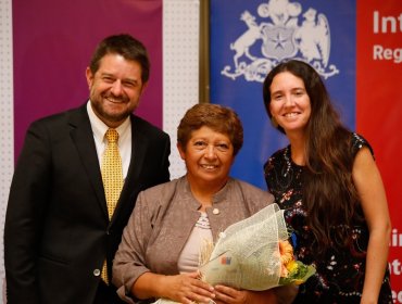 Sernam e Intendencia Metropolitana entregaron el Premio "Elena Caffarena"