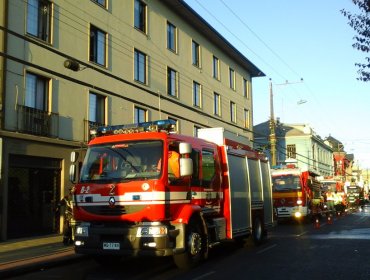 Un matrimonio de Osorno salvó ileso tras incendio que afectó a su departamento